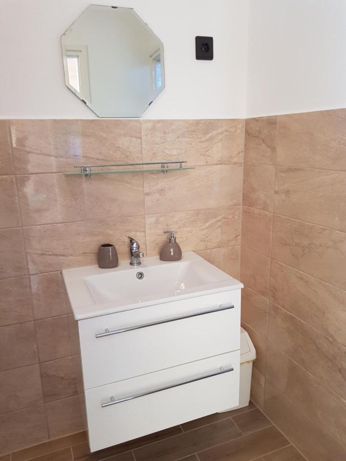 Henrietta Apartmanhaz Apartment Zalakaros Exterior photo